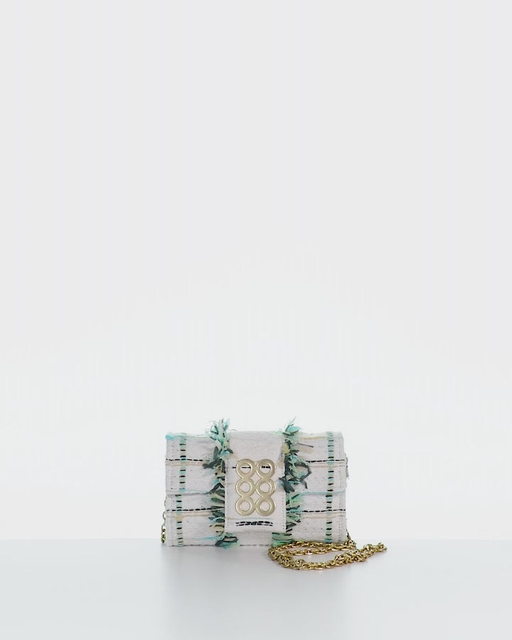The Amalfi Clutch